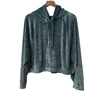 Victoria’s Secret On Point Teal Velvet Hoodie Cropped XL